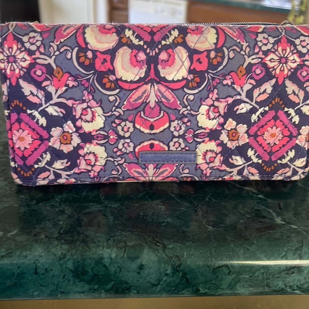Women’s  Vera  Bradley wallet